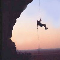 Descenso por cuerda en diferentes zonas de la isla